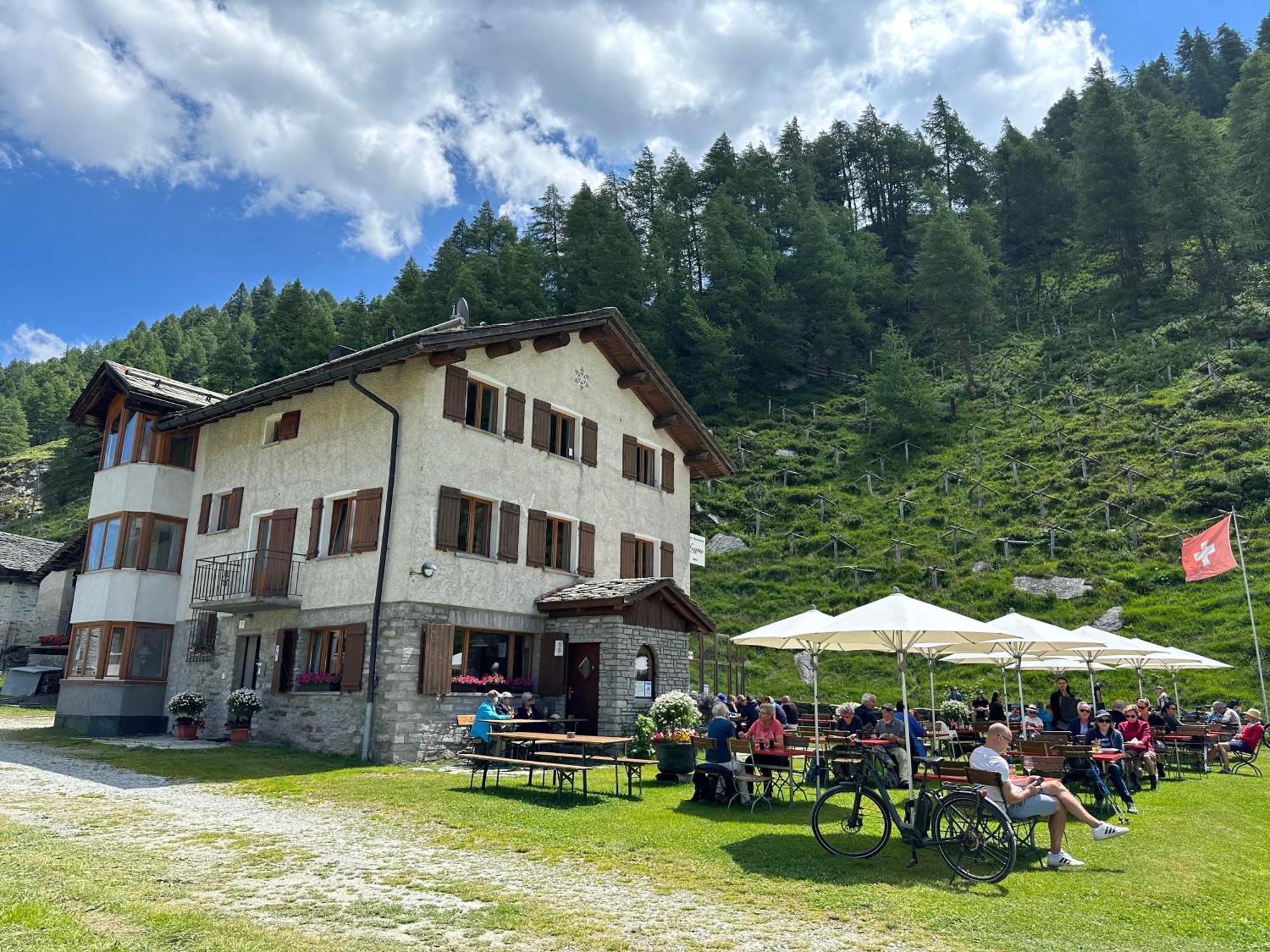 Hotel Ristorante Lagrev Maloja Ngoại thất bức ảnh